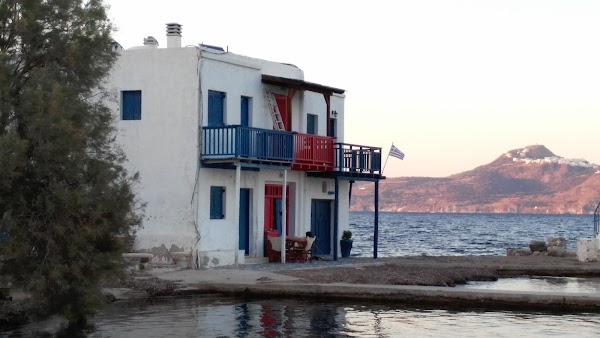Embourios 2