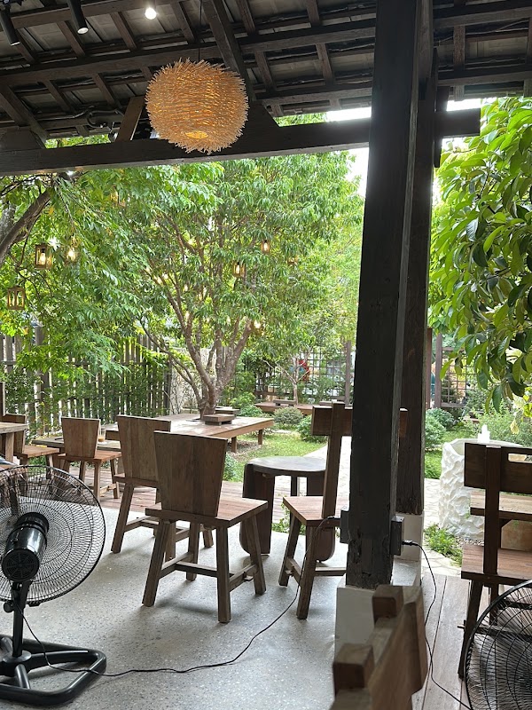 Cafeholic Garden Coffee