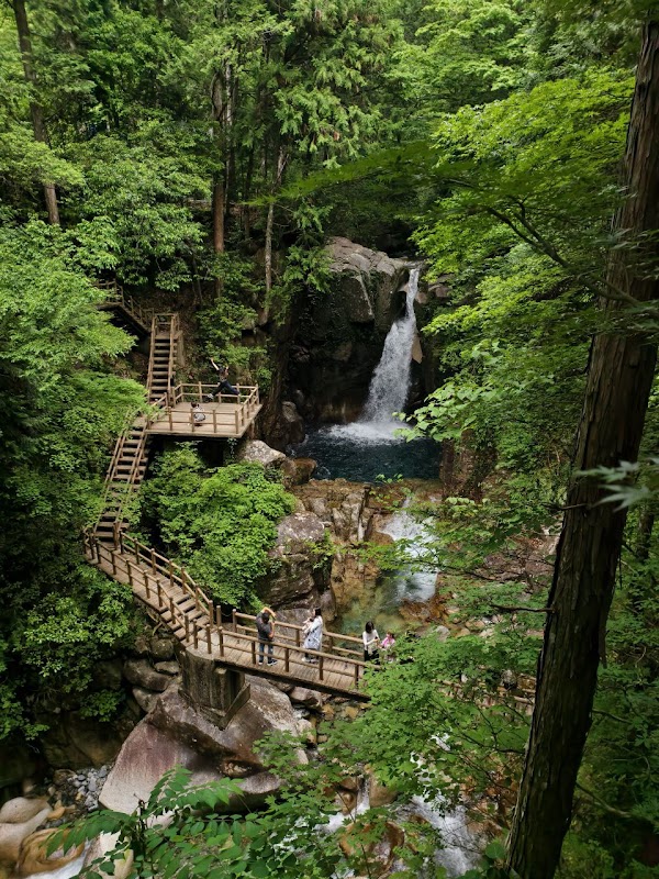 Ryujin Falls 1