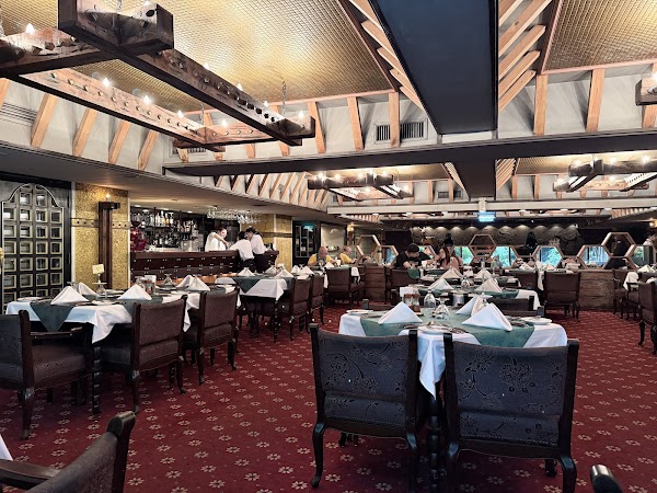 Alice Steak House 5