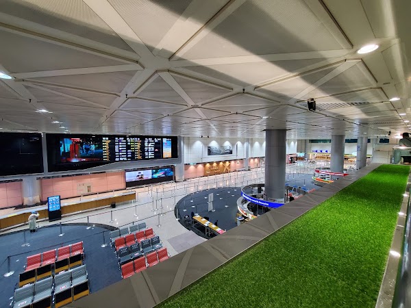 Airport Terminal 2 5