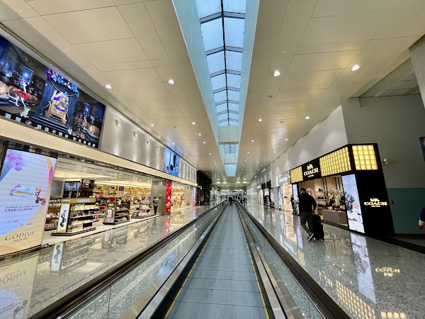 Airport Terminal 2 3