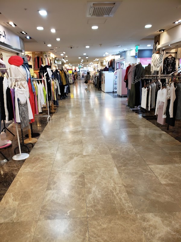 Yeongdeungpo New Town Underground Shopping Mall 4