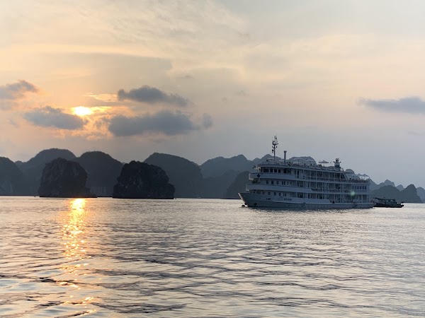 The Au Co Cruise - Halong Bay 4