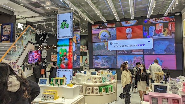 Line Friends Gangnam Flagship Store 2