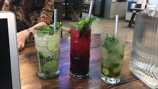 Là Việt Coffee Saigon (Hai Bà Trưng) 5