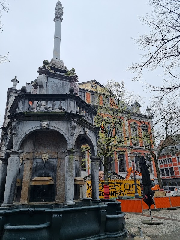 Hôtel de Ville, Liège 5