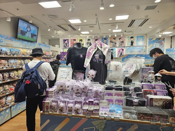 hololive production official shop in Tokyo Station 5