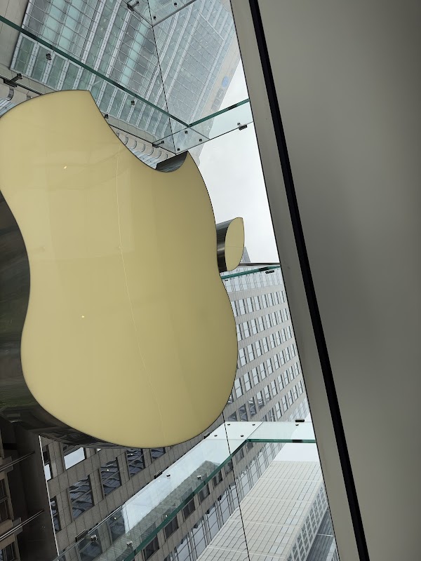 Apple Sydney 3