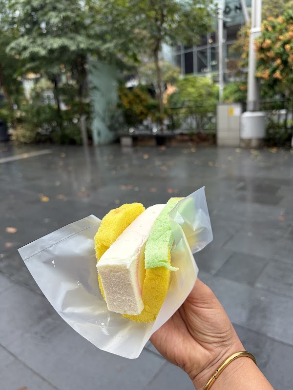 Uncle Chieng Traditional & Wafer ice cream 3