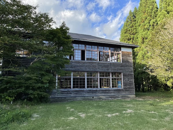 Kata Branch School (Omoide no Katabunko)