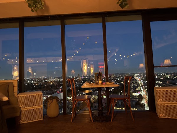 Harriet's Rooftop 3