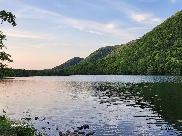 Lake-O-Law Provincial Park