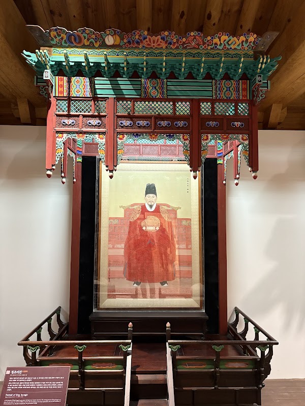 Royal Portrait Museum 5