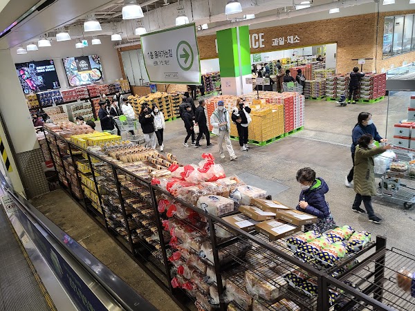 Emart Traders Seomyeon 2