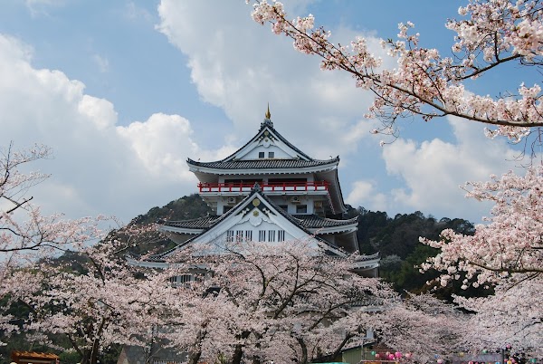 Atami Castle 1