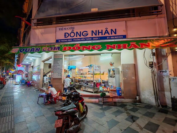 Quán cơm Đồng Nhân