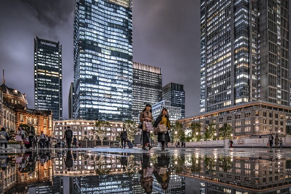 Marunouchi Square 4