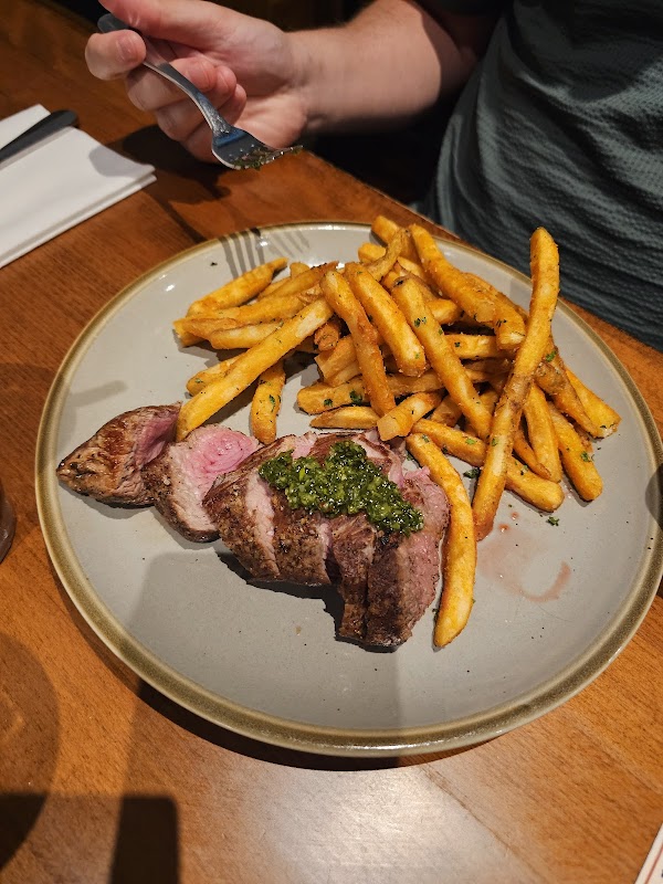 Barrel House Restaurant and Bar 4