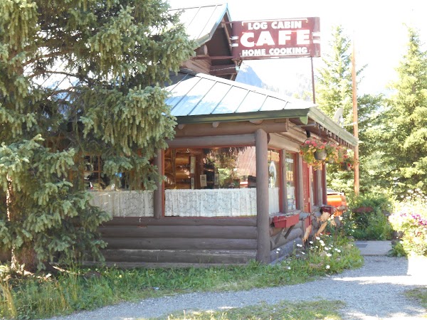 The Log Cabin Café & Beer Garden