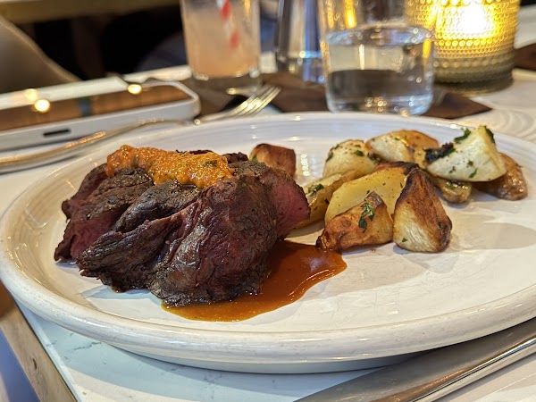Rooster's Wood-fired Kitchen Uptown 3