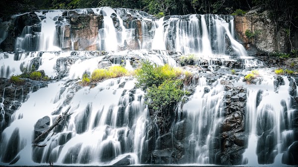 3 Levels Waterfall 1