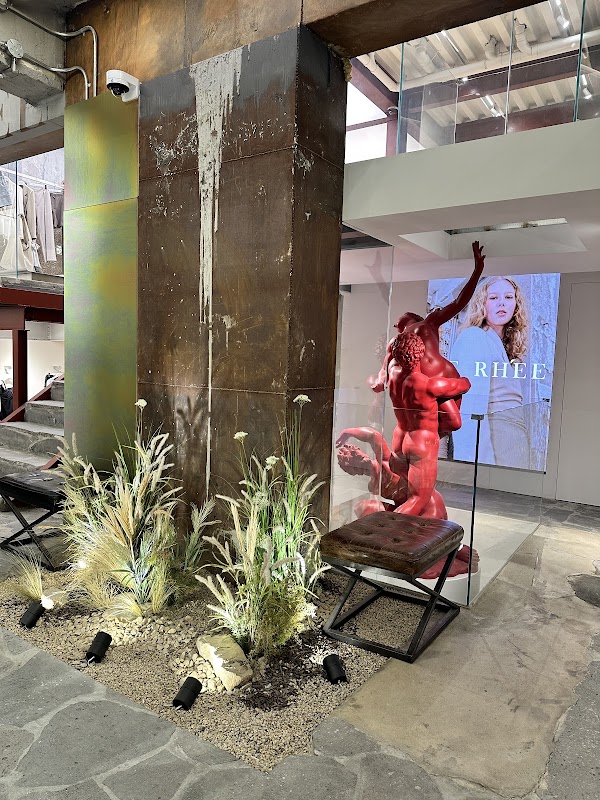 RE RHEE 1933 Myeongdong Flagship Store