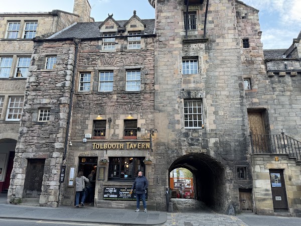 Tolbooth Tavern 3