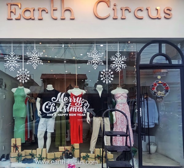 Earth Circus