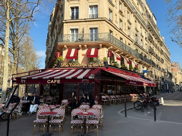 Le Champ de Mars 4