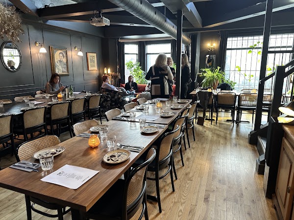 Arlo Wine & Restaurant 1