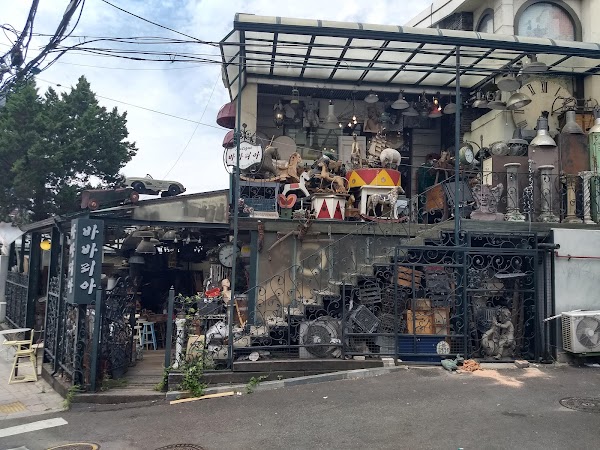 Itaewon Antique Furniture Street 5
