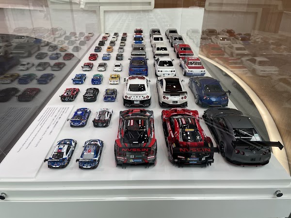Nissan Crossing 2