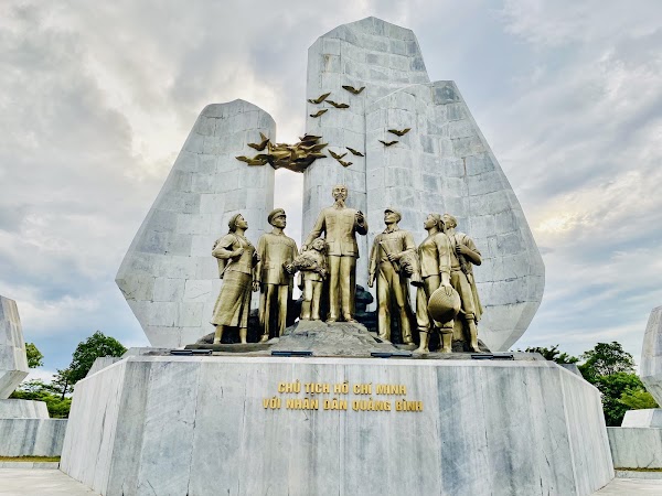 Quảng trường Hồ Chí Minh