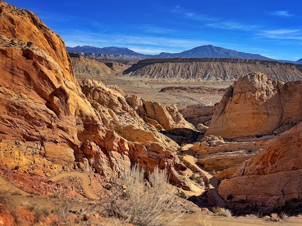 Burr Trail Switchbacks 1