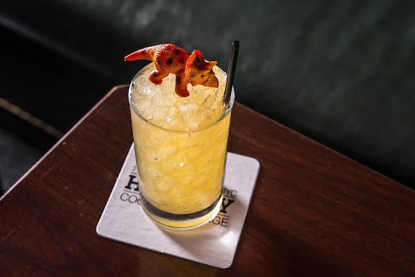 Holiday Cocktail Lounge 4