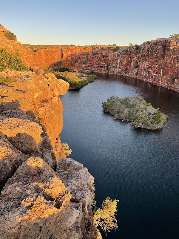 Yardie Creek Trail