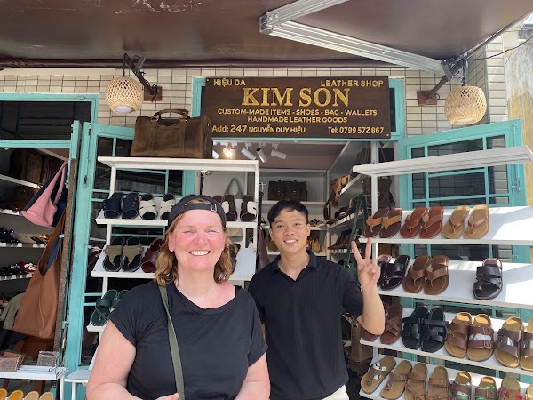 Kim Son Leather Shop 5