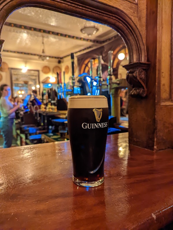 Bennets Bar 5