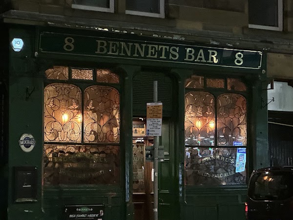 Bennets Bar 3