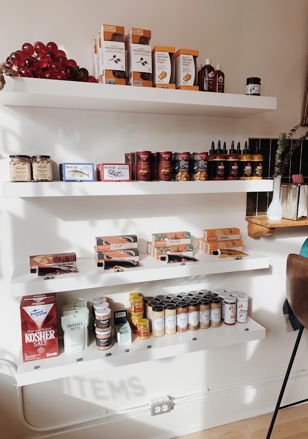 Luke's Small Goods 3