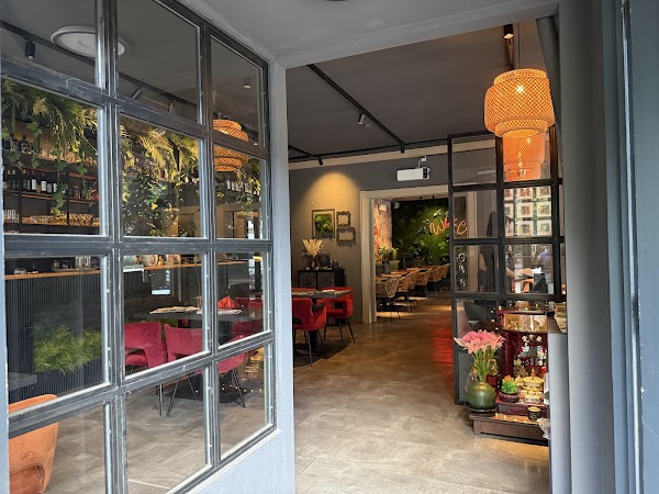 Ginya Veganes Restaurant 5