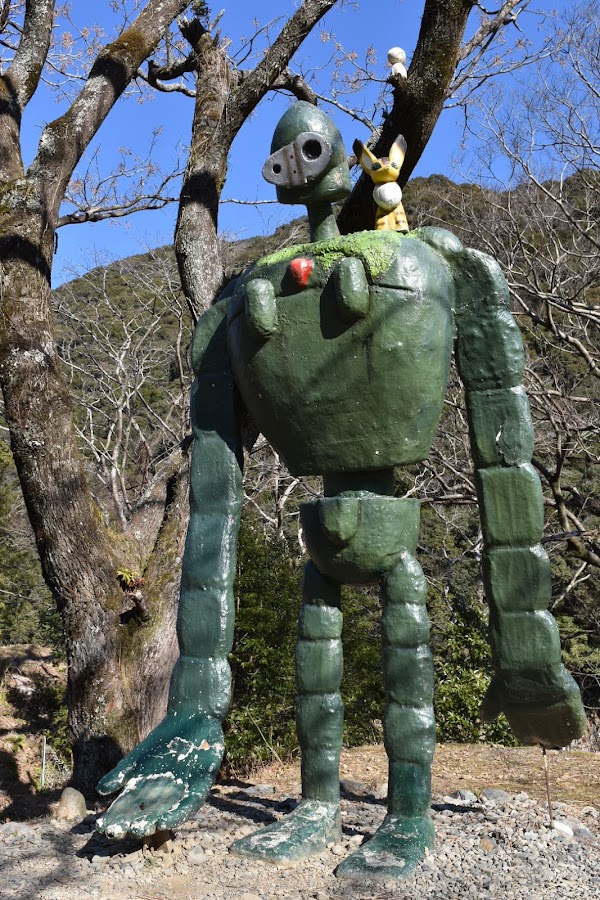 The Laputan Robot