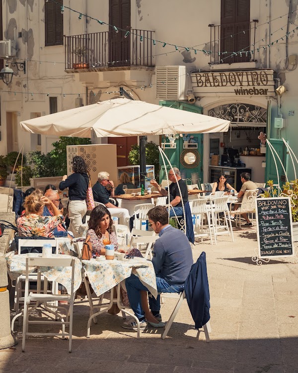Baldovino Winebar 4