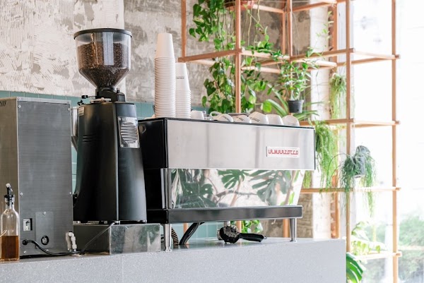 mtl cafe & bakery Hannam 1