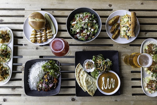 Woodcutter's Blanket - Bar & Brewery 5