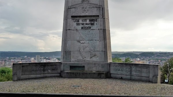 Monument au 14ème Régiment de Ligne 3
