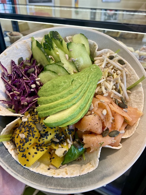 Cali Coffee Shop | Brunch Breakfast Lunch | 2