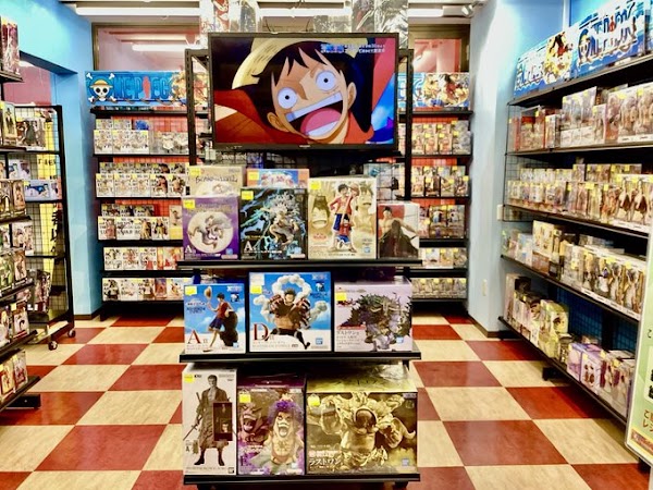 Mulan Akiba - anime store 4