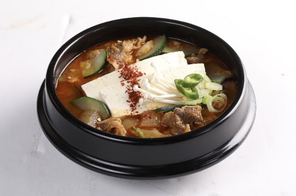 Obok Korean BBQ Hongdae Vanga (오복솥뚜껑 홍대반가점) 5